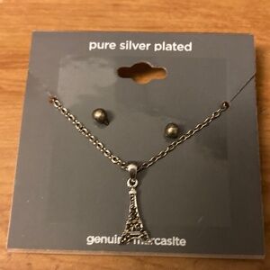 Elegant Silver-Plated Eiffel Tower Necklace Set